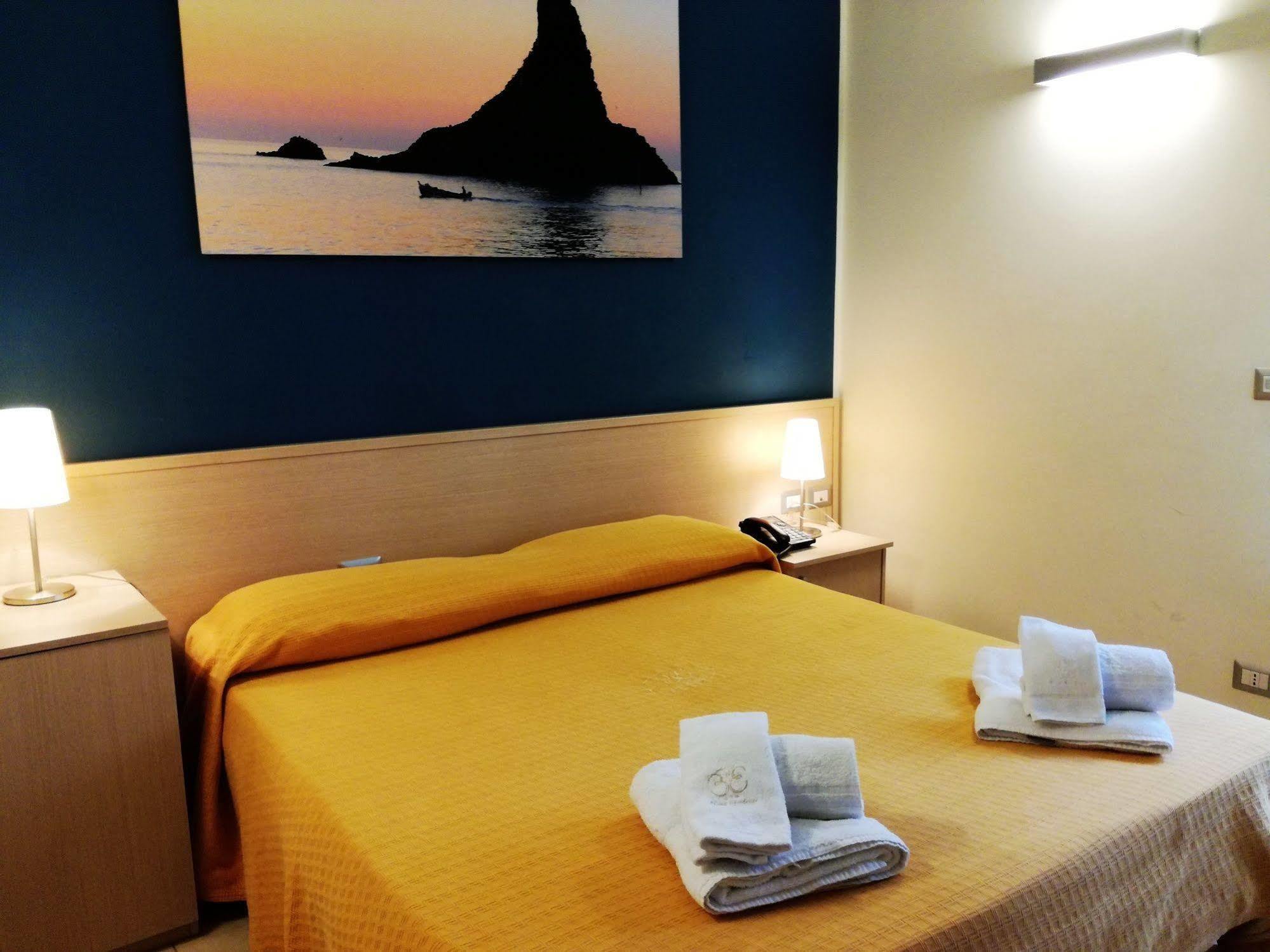 Hotel Residence Empedocle Messina Eksteriør bilde
