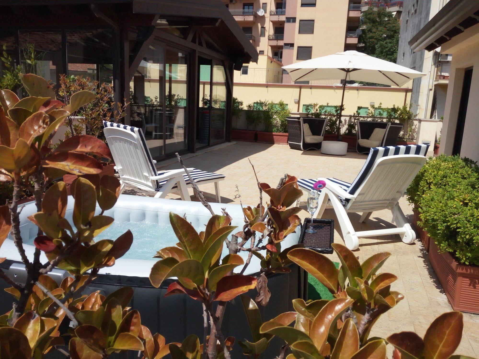 Hotel Residence Empedocle Messina Eksteriør bilde